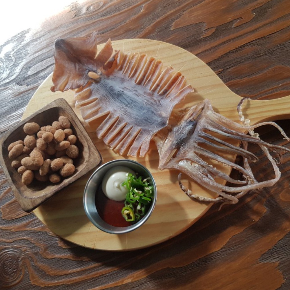 백송식품 동해안 마른오징어/마른안주 마른오징어 10미 (400g내외)